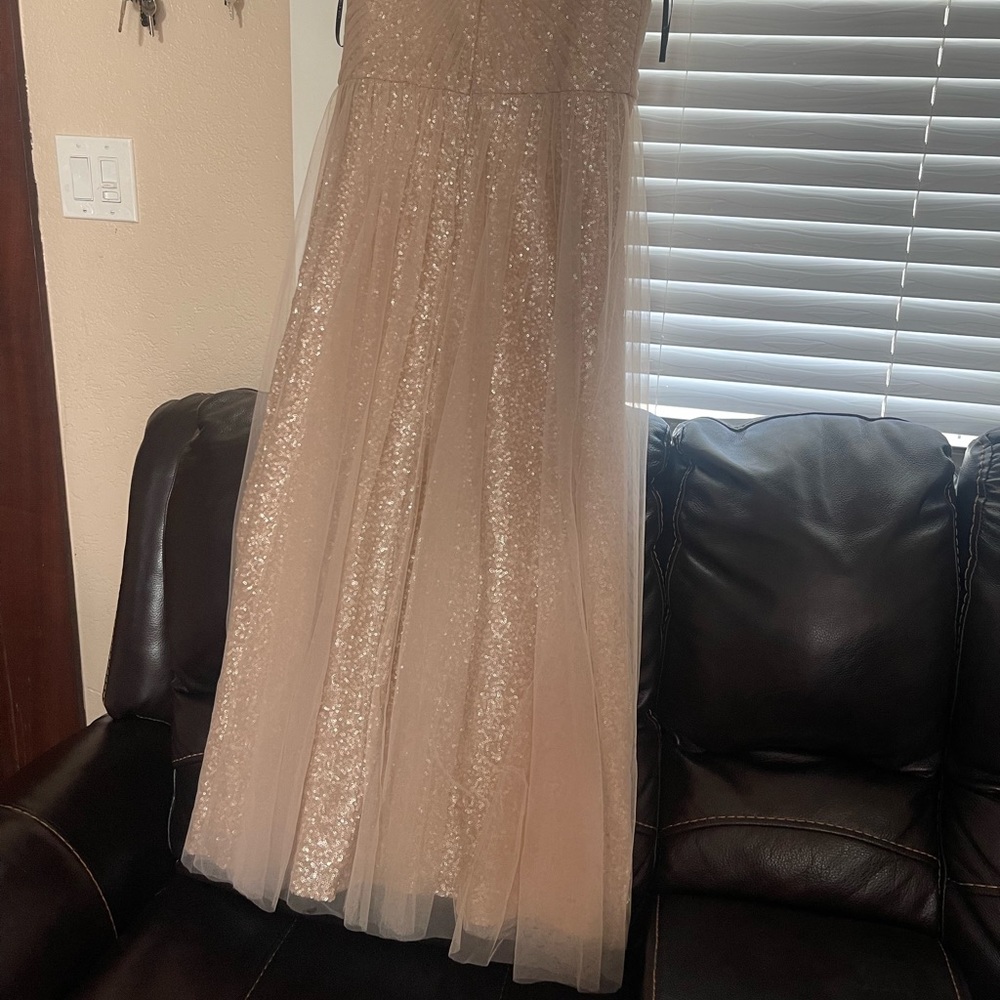 Dress - Picture 2 of 2